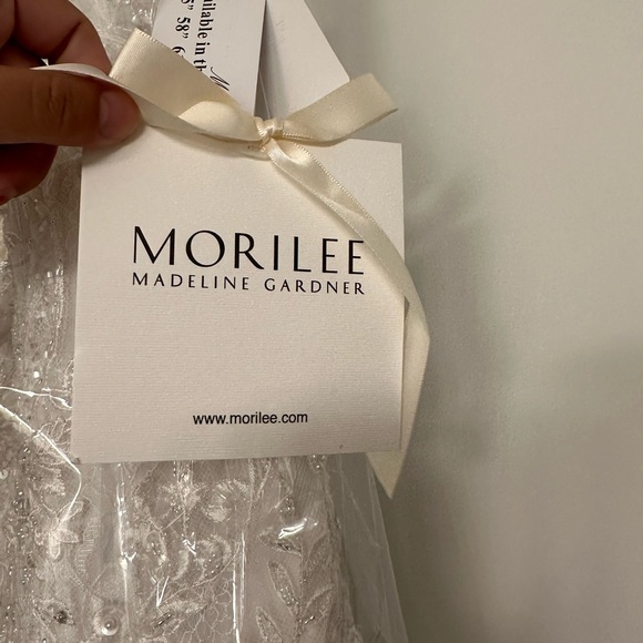 Never worn Marilee Madeline Garner Wedding Dress - Picture 4 of 7